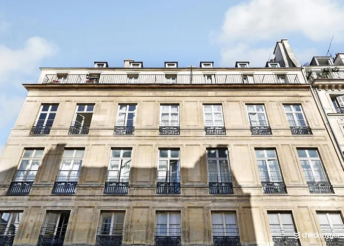 CMG - Place des Vosges / Turenne